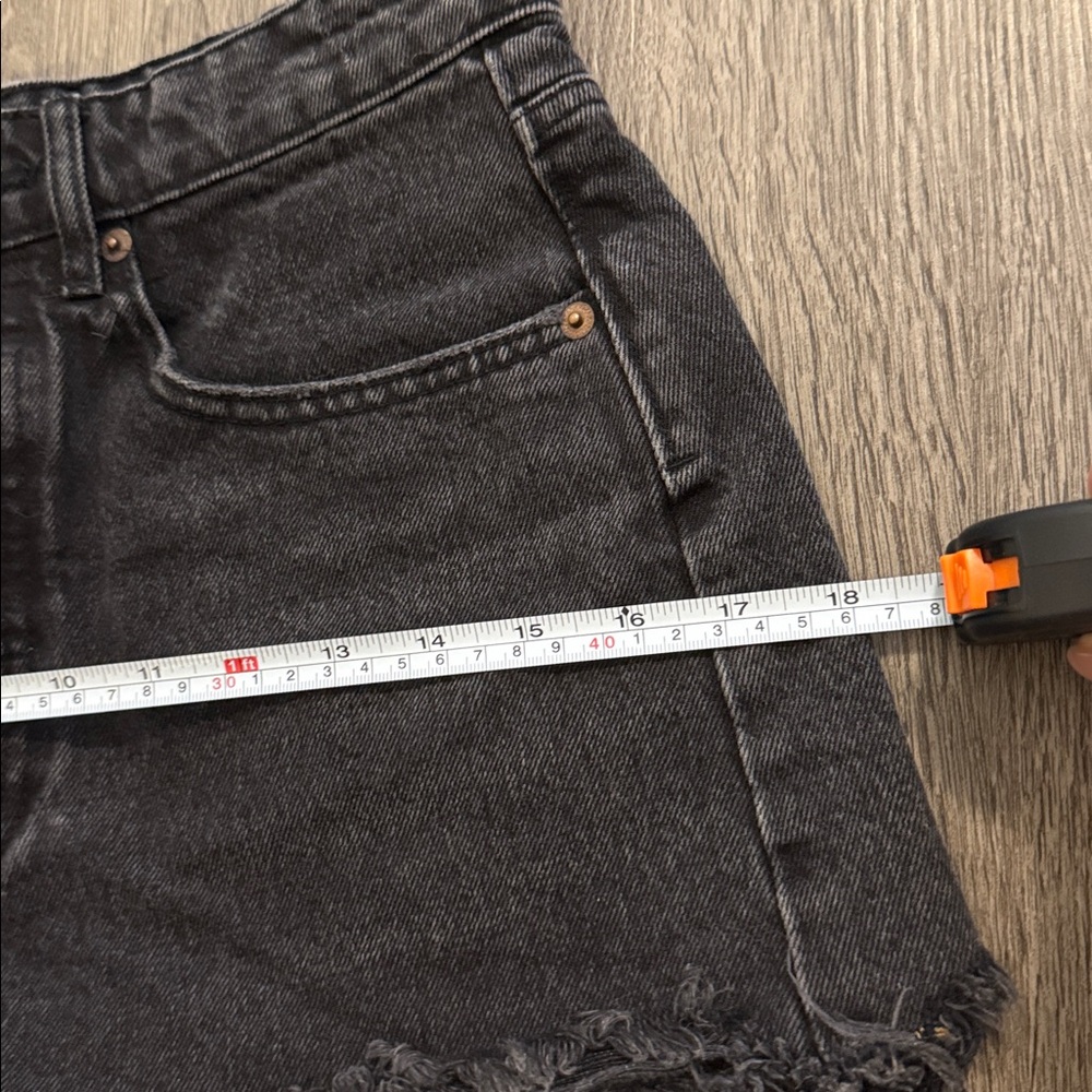 Zara short - Picture 5 of 5
